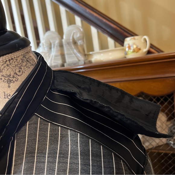Laurel by Escada NWT 100% Silk Black Shirt with White Stripes. - Picture 6 of 11